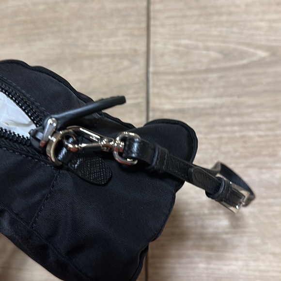 Prada cosmetic pouch new - Picture 15 of 17